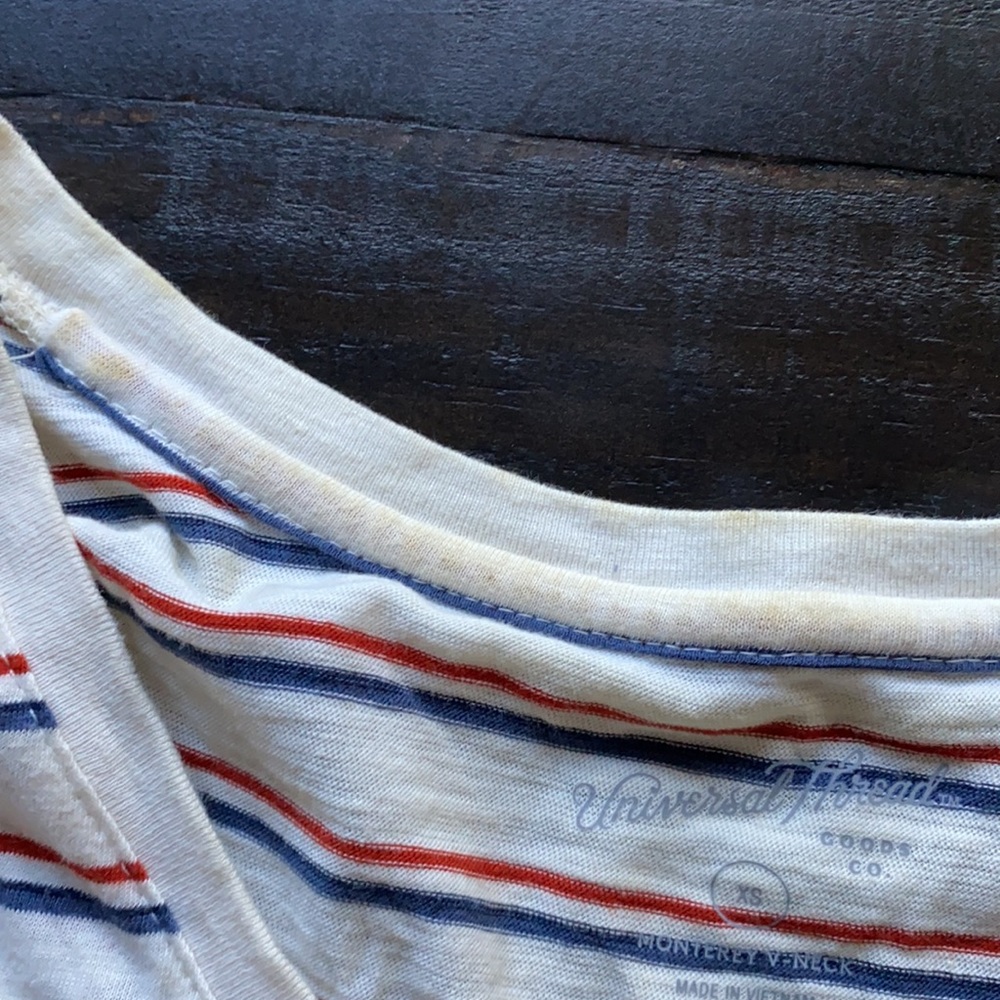 Universal Thread Shirt - Picture 3 of 3
